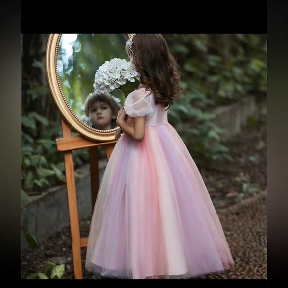 🎉LAST PIECE 🎉Baby girls Mesh Princess Dress, Fly Sleeve Multi Layered dress - Picture 5 of 10